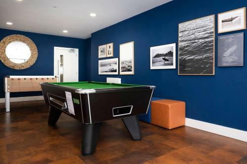 Fantastic 4-bed Apartment In Woolacombe With Pool