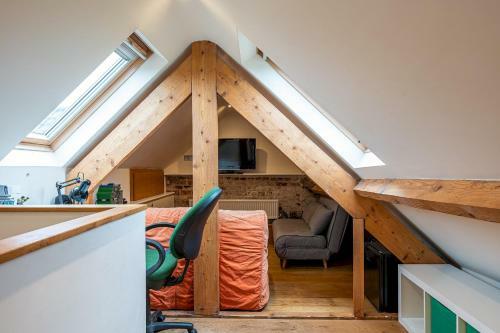 Pass The Keys Stunning Barn Conversion With Hot Tub And Fire Pit