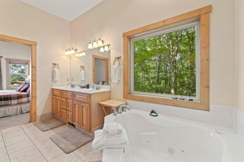 New! Blueberry Meadows In Beech Mountain
