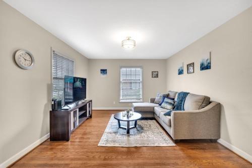 2br Duplex Near From Uptown Charlotte