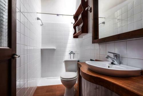 Hist�rica Villa Con Molino De Viento
