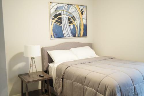 The Cosmopolitan Modern, Cozy, New 3bedroom Home