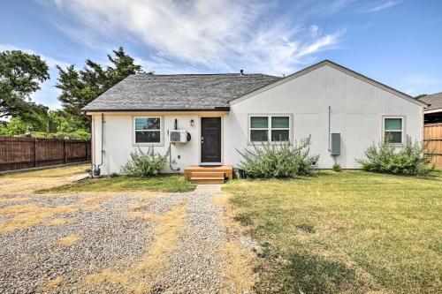 Chic Dallas Duplex 9 Mi To Dtwn Attractions!
