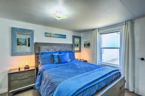 Charming Lake Dallas Home With Furnished Patio!