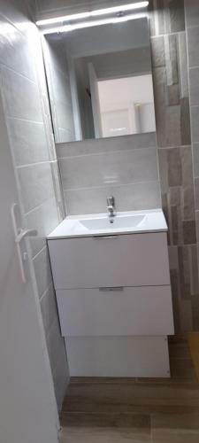 Apartamento Studio Refait A Neuf - 200m De La Plage