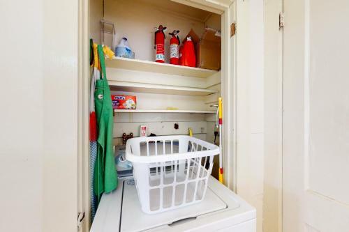Stowe Hideout Unit 1