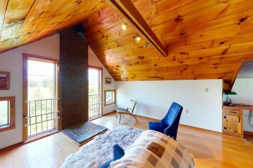 Stowe Hideout Unit 1