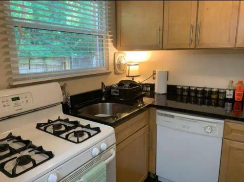 Apartamento Cozy 2 Bd With Free Parking On Premises