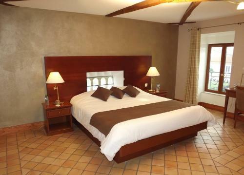 Hotel Chateau De La Sebrandi�re