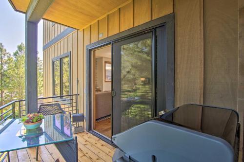 Charming Cle Elum Townhome With Balcony And Views