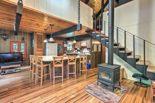 Resort Community Cabin By Mt Baker Ski Area!