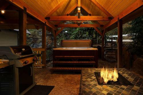 Icicle Ridge Retreat