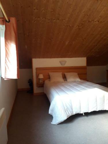 Chalet Au Bord Dun Lac