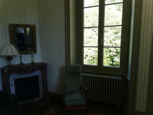 Hostal Ch�teau De Launay Guen