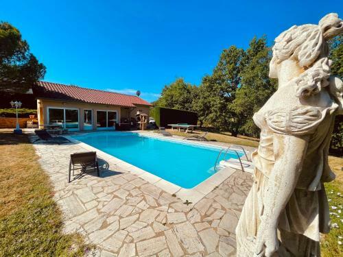La Villa Perroquet