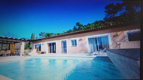 Superbe Villa Avec Piscine Et Studio