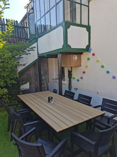 Belle Maison 12pers 5ch Tours Centre Avec Jardin
