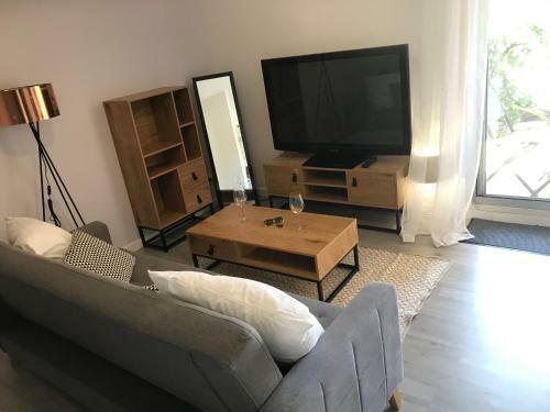 Apartamento Agr�able T1bis Avec Parking