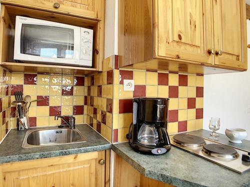 Apartamento Studio Les Menuires, 1 Pi�ce, 2 Personnes - Fr-1-344-993
