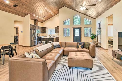 Pinetop Escape With Spacious Yard And Fire Pits!