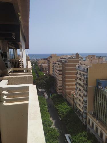 Apartamento Fant�stico �tico En El Centro de Almer�a