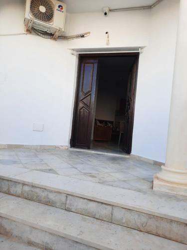 Mourad Place
