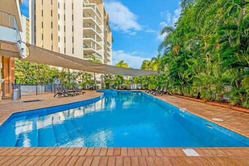 Esplanade Oasis Across Two Contemporary Apartments