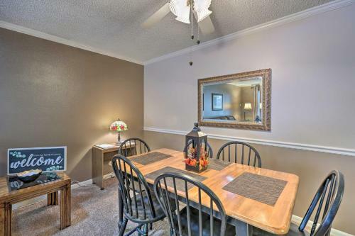 Central Hot Springs Village Retreat With Deck!