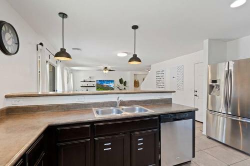 Villa Premier Charming Gateway Close To I-10 & Golf