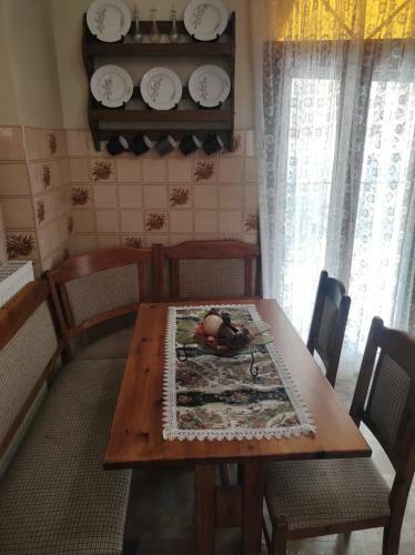 Elata House