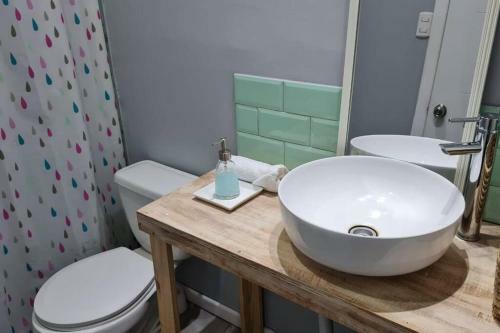 Agradable Casa Con Tina de Agua Caliente Y Piscina