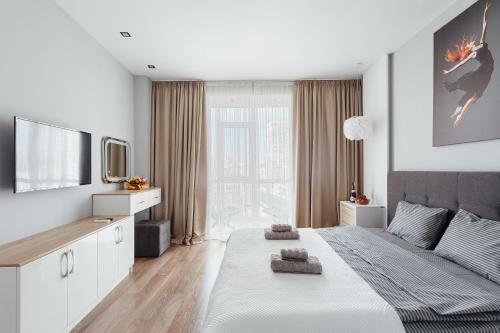 White Apartment In 12 Floor