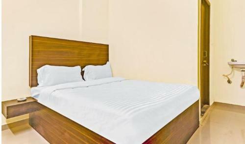 Shiridhi Grand Hotel