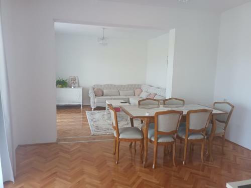 Apartman Hana
