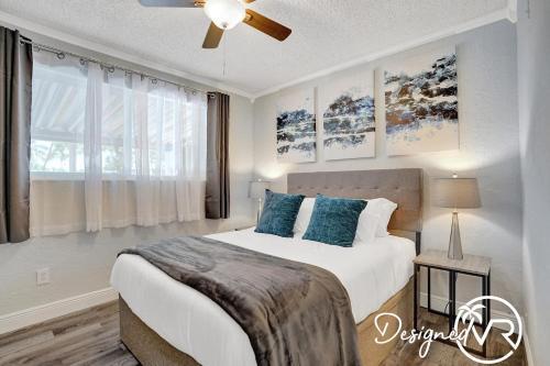 Beautiful 4 Br With Private Heated Pool
