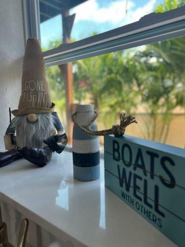 Casa Del Mar With Dock & Ocean Access Key West