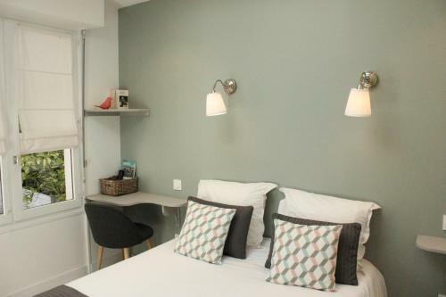 Hotel H�tel Saint Michel