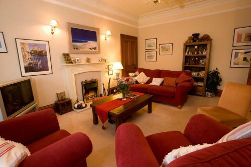 Bed & Breakfast Coila Guest House