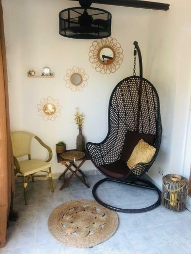 New Modern 1 Bedroom Apartment Toscamar