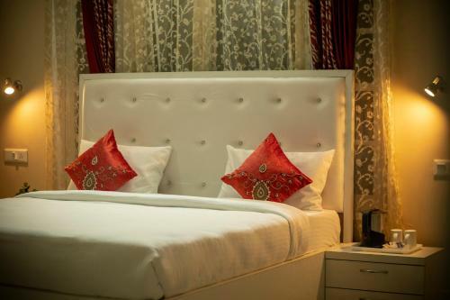 Bed & Breakfast Ramakunj Villa