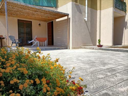 Apartamento Appartamento Con Parcheggio Privato E Giardino