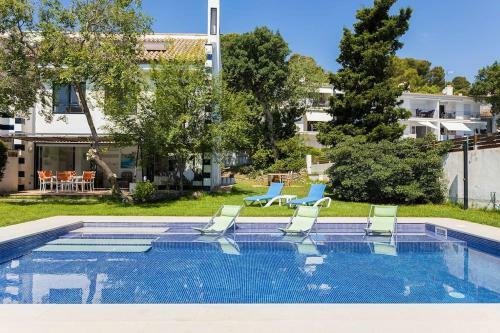 Villa Holiday Home In Front Of The Sea