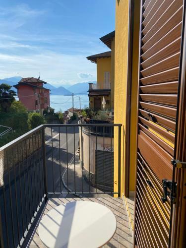 Around Lago Maggiore Apartments