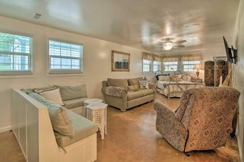 Bright Springfield Home With Bike Trail Access