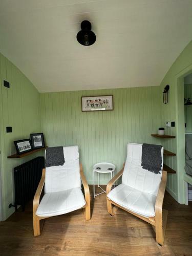 Hettie Luxury Shepherds Hut