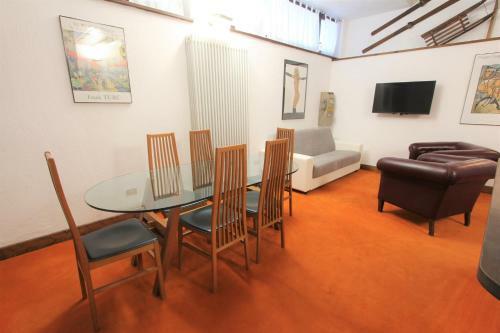 Apartamento Hostdomus - Le Cave Du Roi