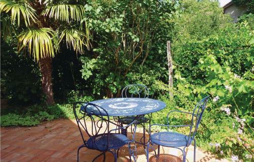 Holiday Home Le Vieux Pommier