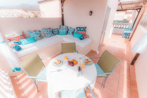 Apartamento La Sonada Bright Penthouse With Views