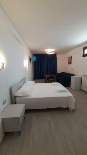 Hostal Affittacamere - Villa Saponaro