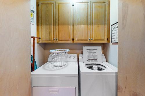 Hotel Camp Warnecke Estates Unit B104